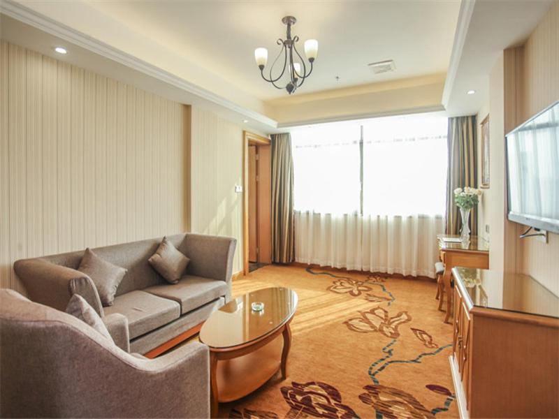 Vienna Hotel Fuzhou Linchuan Avenue מראה חיצוני תמונה